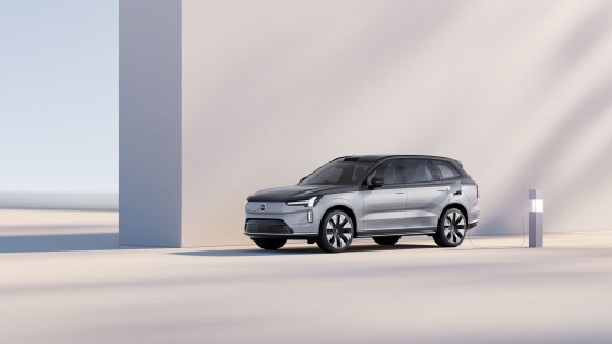 310152_Volvo_EX90_Excellence