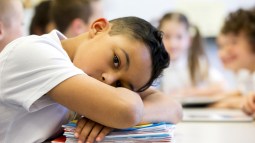 Niño triste