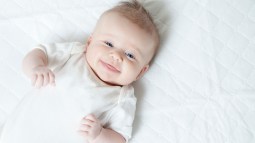 bebé sonriendo
