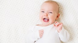 bebé sonriendo