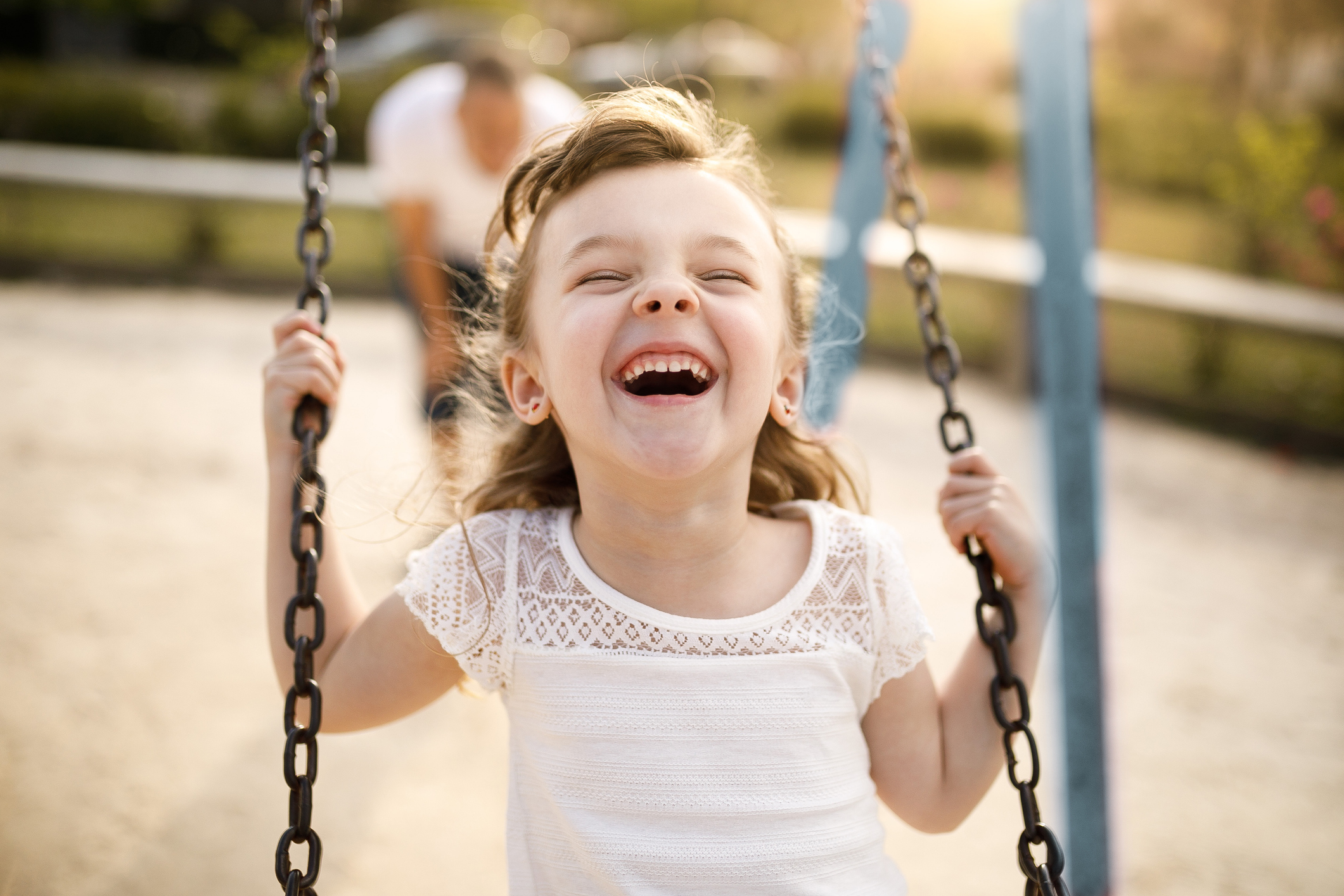 niña riendo