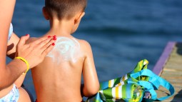 niño crema solar