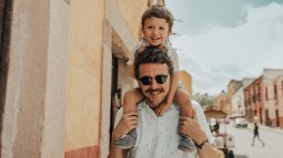 niño feliz