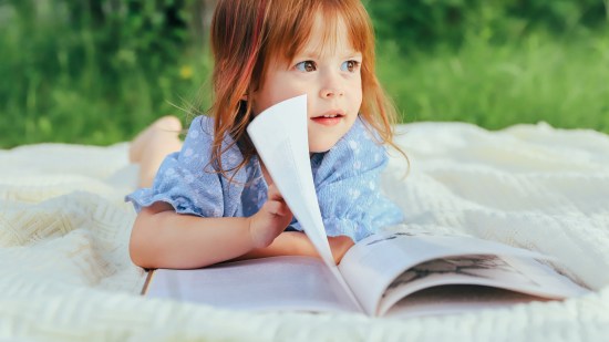 niño leyendo