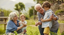 abuelos y nietos