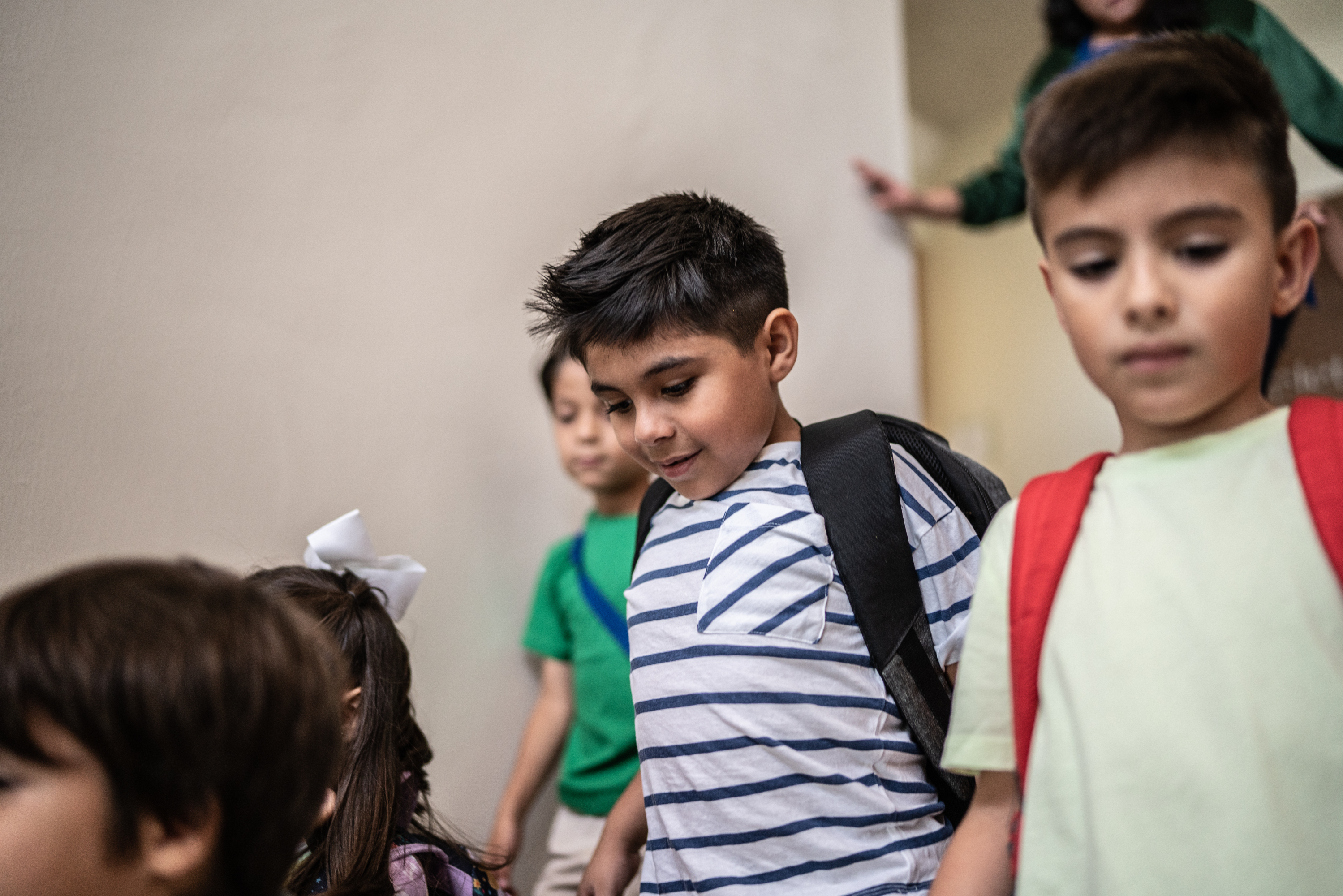 niño colegio