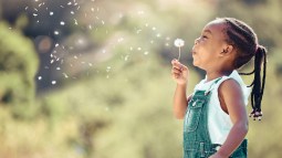 niño feliz