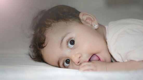 Significado del nombre Amaia: origen e historia - Nombres de niña