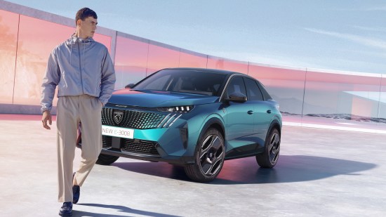 PEUGEOT_E_3008_2309PJ_125_FR