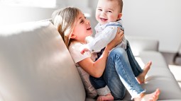 niño feliz