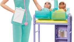 Barbie pediatra