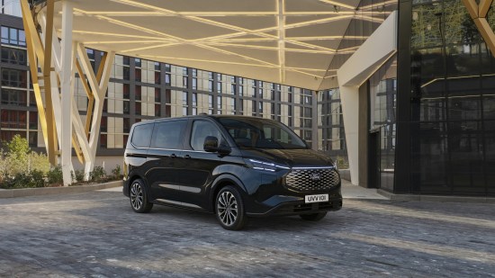 2022_FORD_TOURNEO_TITANIUM_01