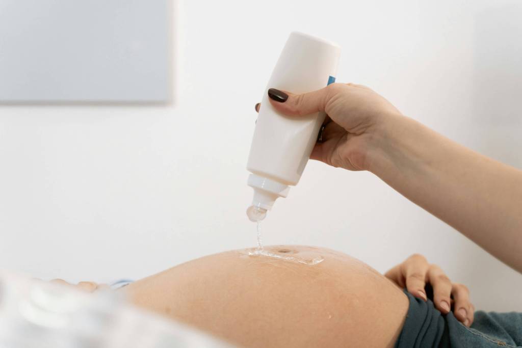 Frecuencia cardíaca fetal: guía completa para padres primerizos - Pexels