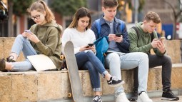 adolescentes movil