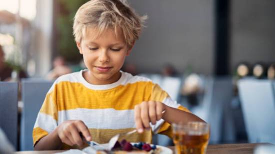 La idea de comedores escolares gratuitos y universales es posible, según un experto en nutrición