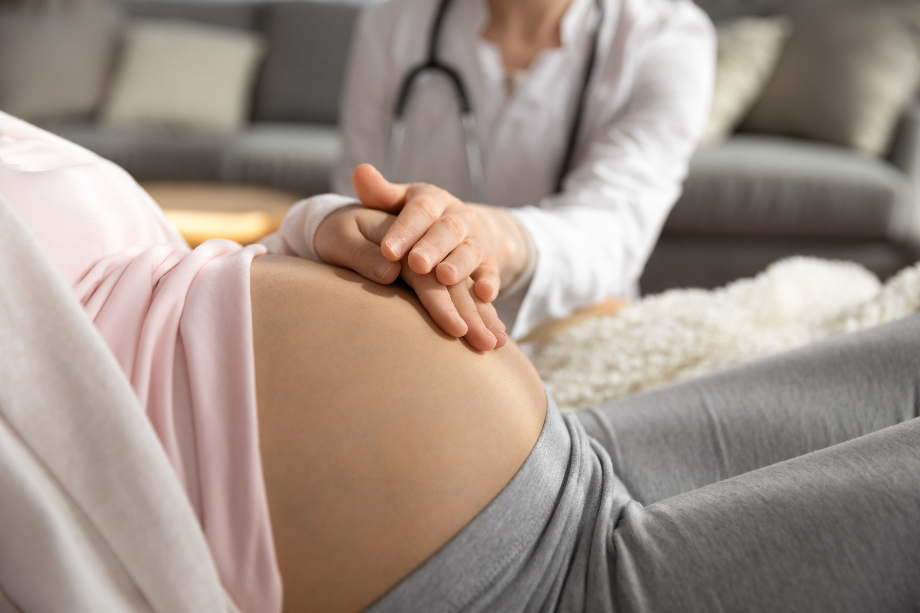 Barriga dura en el embarazo: mitos y realidades que te sorprenderán
