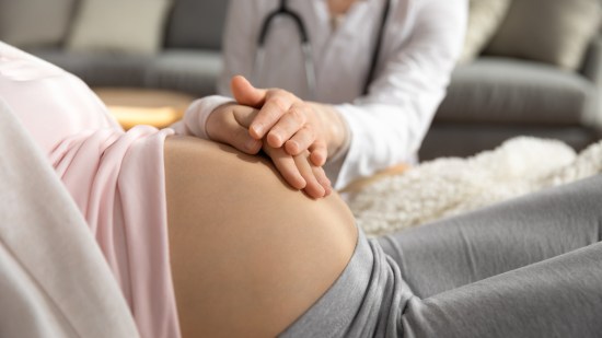Barriga dura en el embarazo: mitos y realidades que te sorprenderán