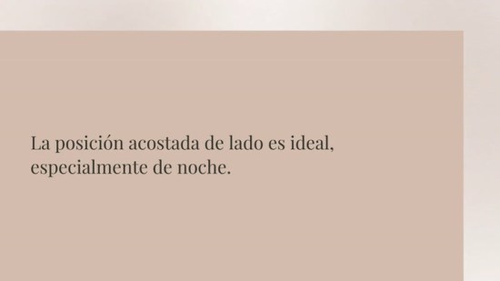 Cómo y cuándo usar la posición acostada de lado para dar el pecho al bebé