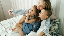 Ni pantallas ni pantallos, cómo aprender qué decisión tomar sobre el uso de las pantallas por parte de nuestros hijos