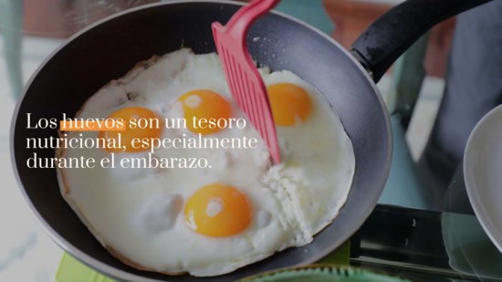 Comer huevos en el embarazo: todo lo que debes saber