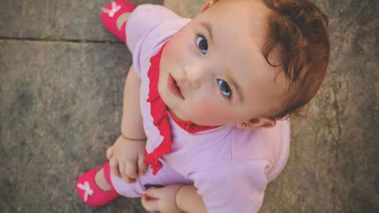130 nombres de niña que empiezan por la letra A y que suenan muy dulces - Pexels