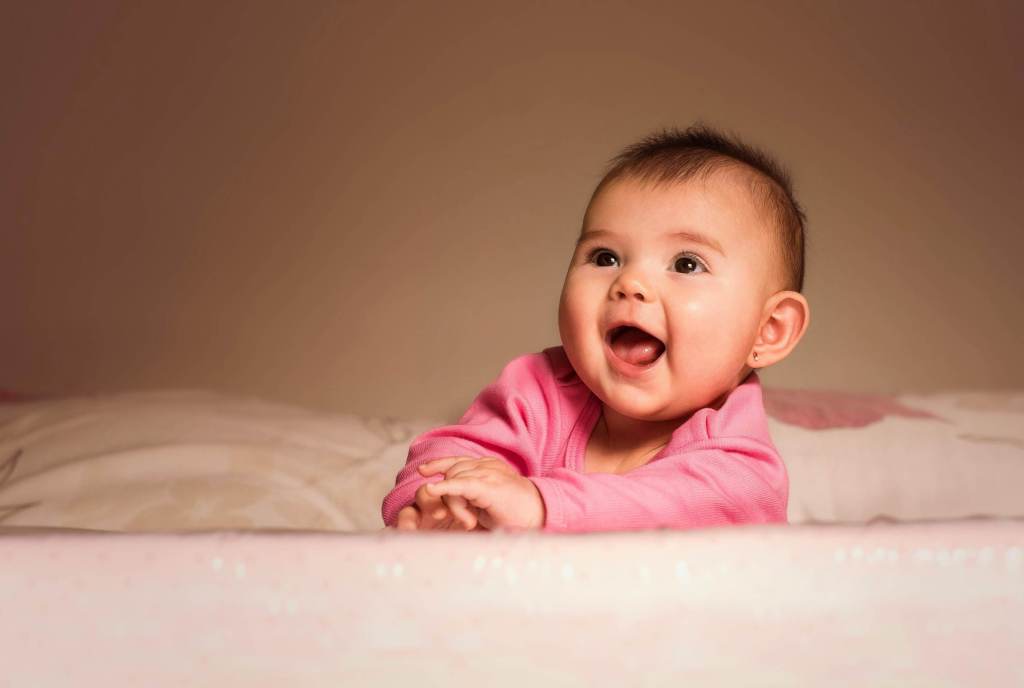 130 nombres de niña que empiezan por la letra A y que suenan muy dulces - Pexels