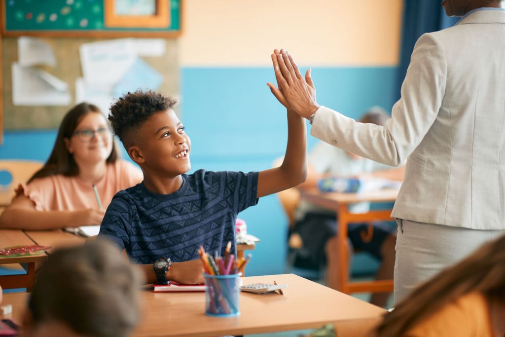 30 frases de agradecimiento y gratitud para enseñar a los niños a dar las gracias