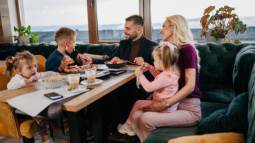 istockphoto-1445040338-612x612