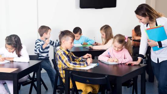 Problemas en los colegios para ser bilingües.