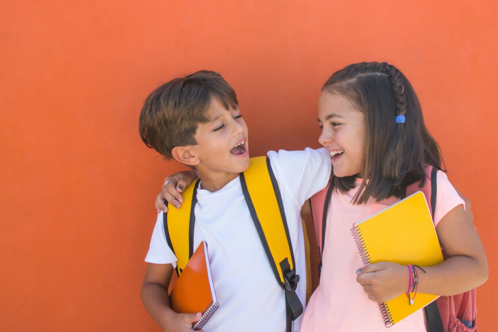 10 poemas cortos y bonitos sobre la amistad