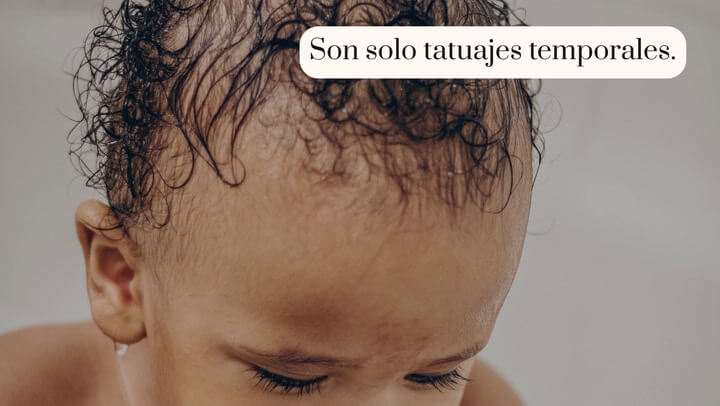 Esta madre ha sido criticada por llenar el cuerpo de su bebé de tatuajes temporales