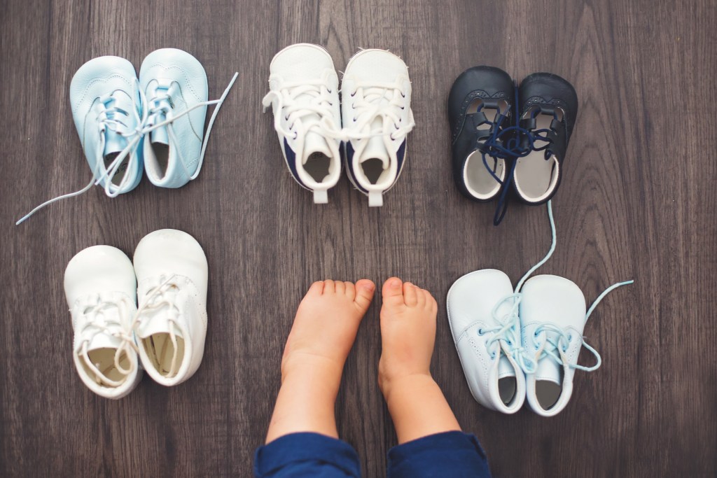 Zapatos respetuosos para bebés de Decathlon: claves para elegir el calzado ideal para los primeros pasos de tu hijo