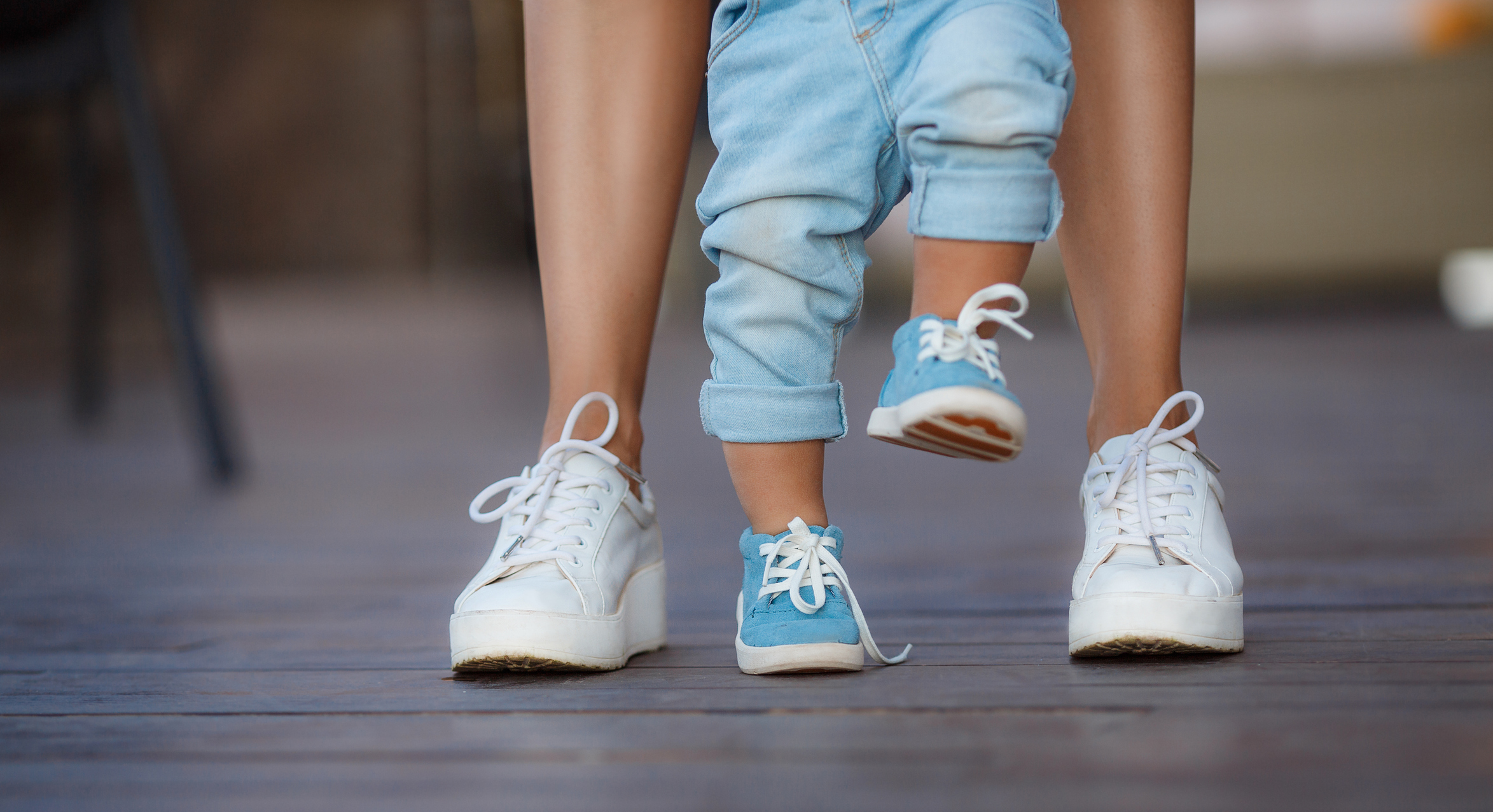 Zapatos respetuosos para bebés de Decathlon: claves para elegir el calzado ideal para los primeros pasos de tu hijo