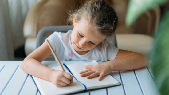 Diminutivos y aumentativos para niños - Fuente: iStock