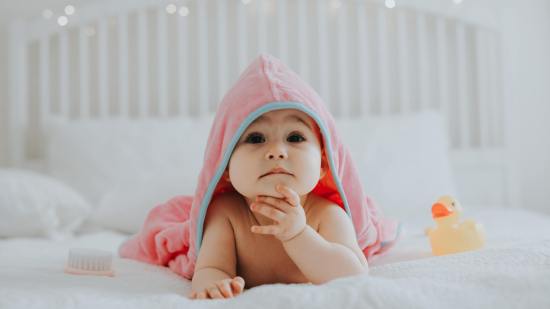 Bebé niña