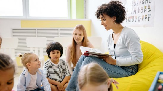 Los tiempos verbales en español explicados para los niños