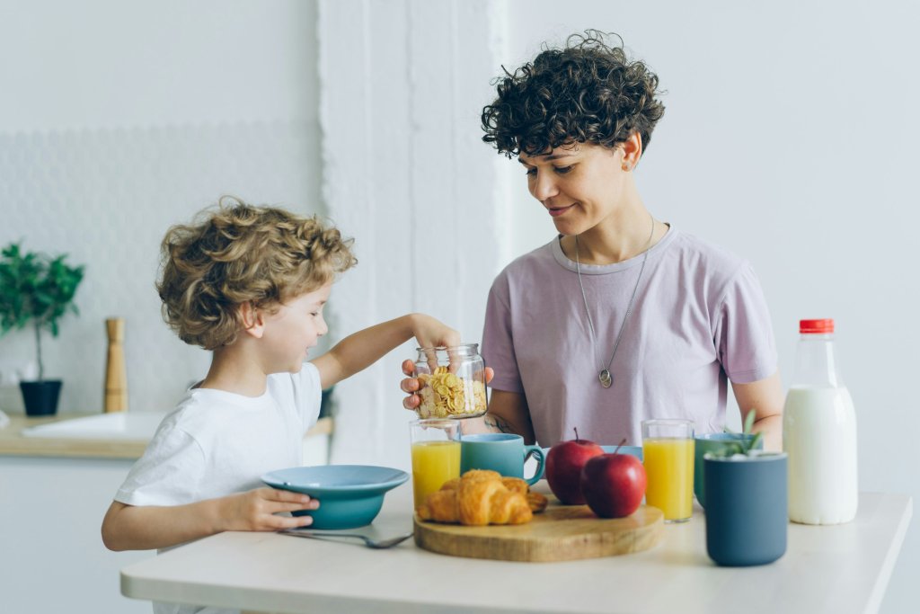 Los peores y mejores alimentos para niños con TDAH