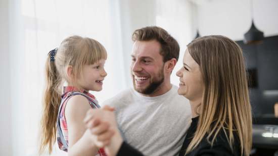 Así influye el tipo de crianza de los padres en el desarrollo infantil