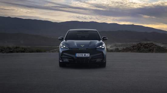 CUPRA_TAVASCAN_Blue_100Front