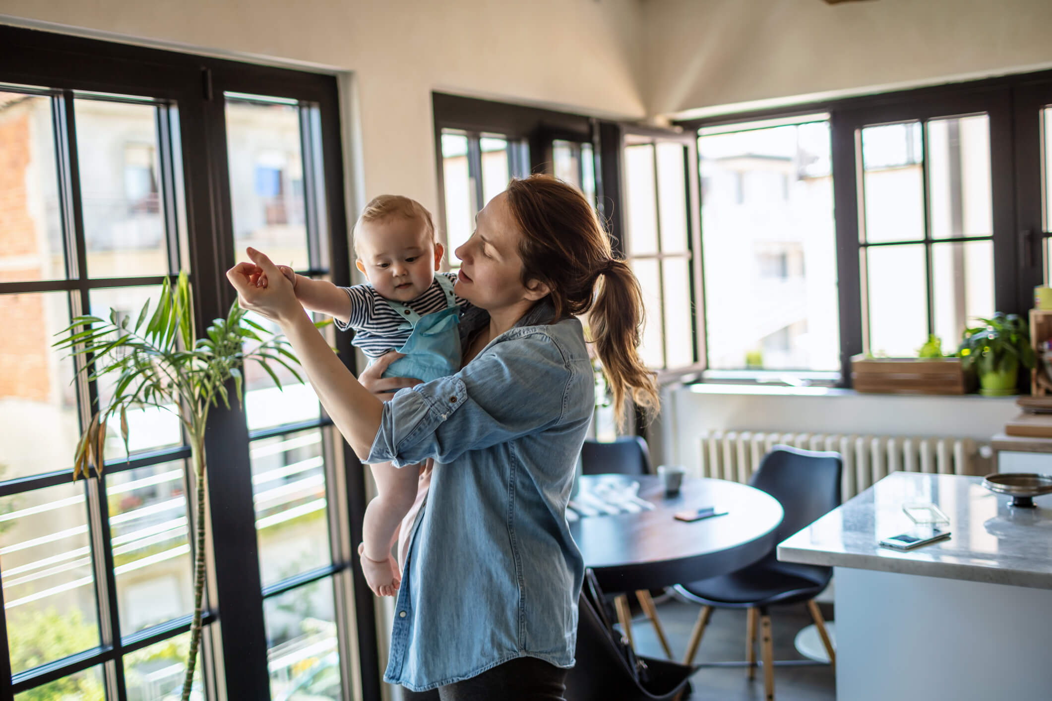 Ejercicios y juegos de estimulación temprana para bebés