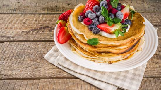Crepes de mascarpone y frambuesas