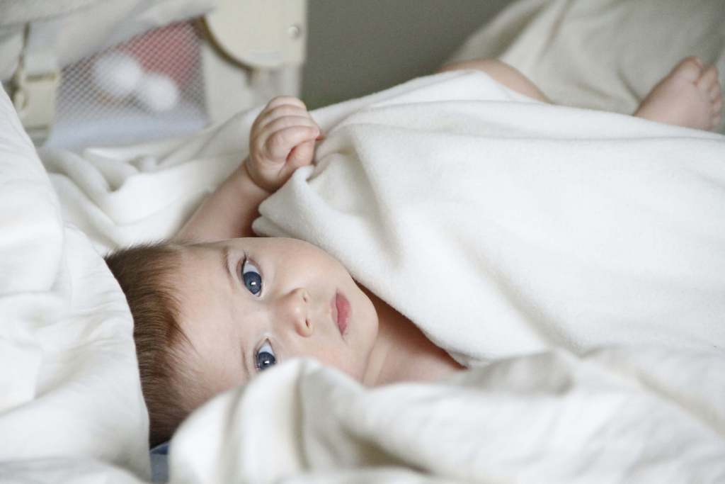 Ruidos abdominales en bebés: ¿cuándo preocuparse y cómo aliviarlos?