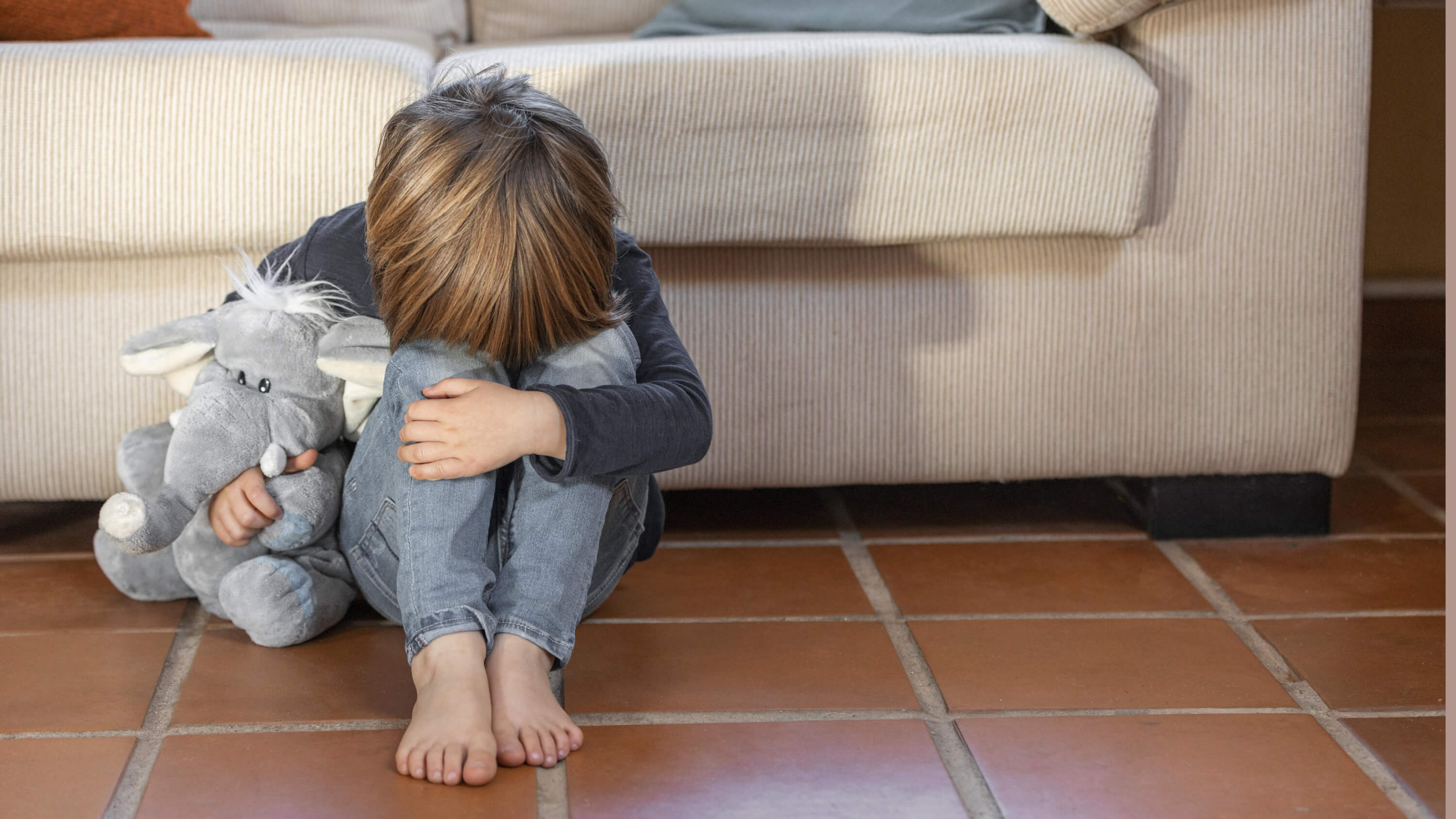 Cómo prevenir el maltrato infantil