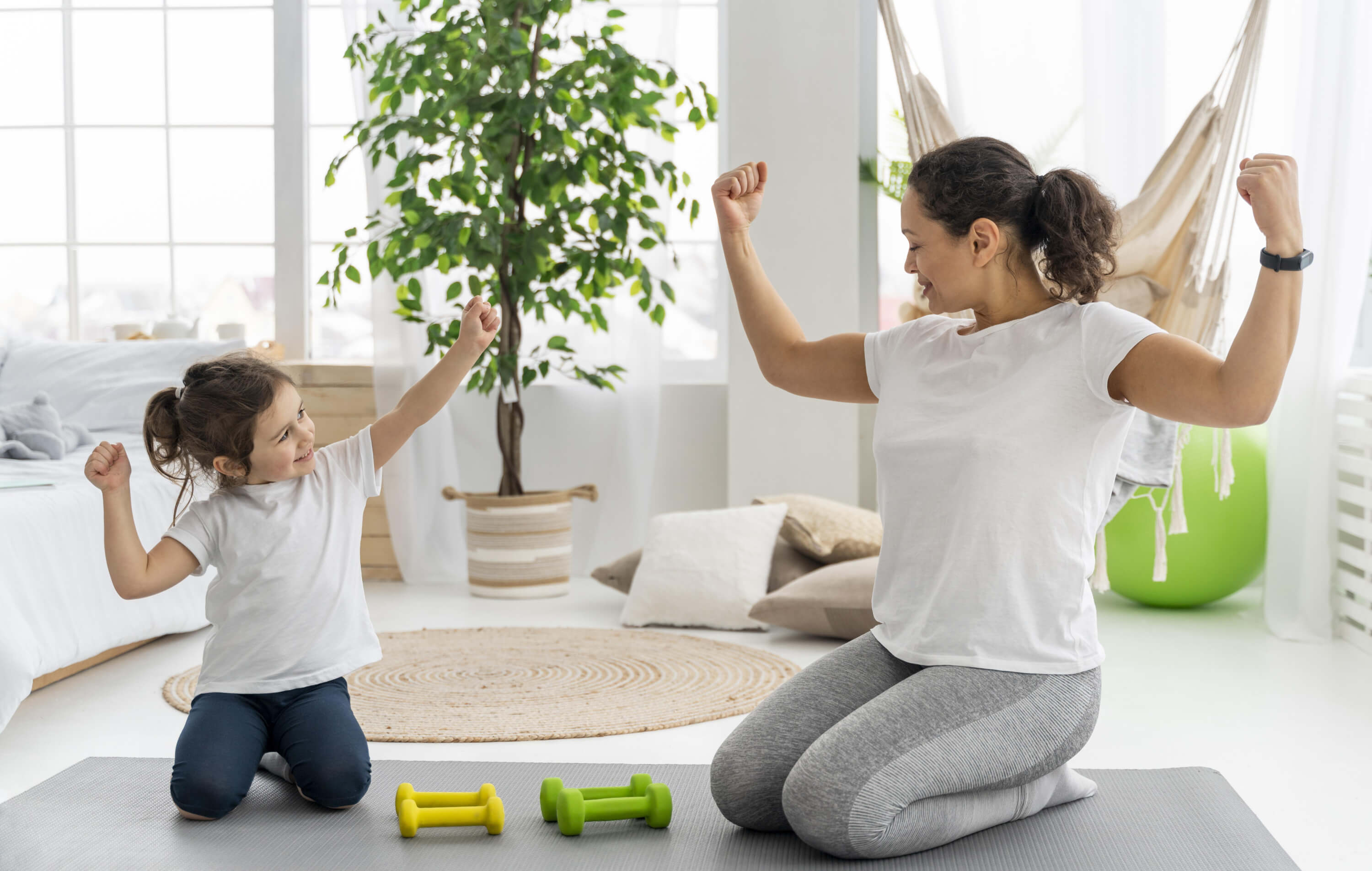 Ejercicios físicos para practicar con los niños en casa