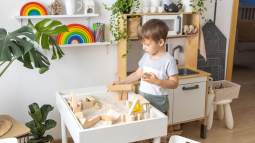 Juguetes Montessori para los niños según su edad