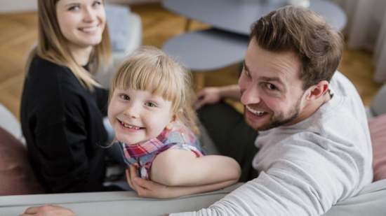 Los padres sí tienen un hijo preferido, según la ciencia