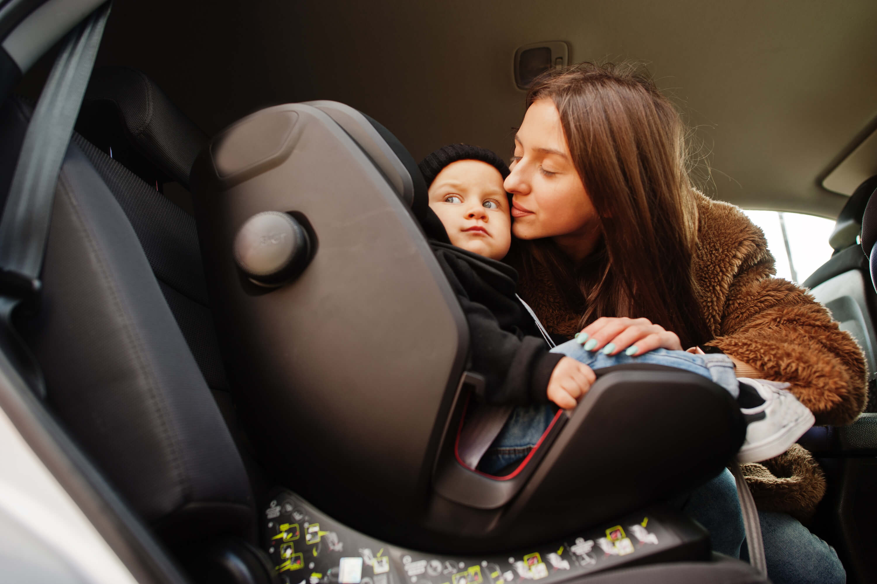 Novedades en los sistemas de retención infantil en coches todo lo que debes saber