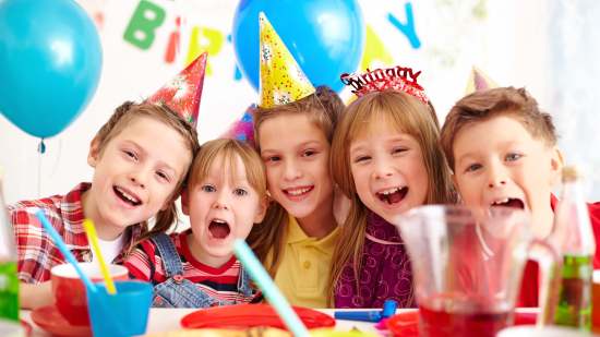 Reflexión sobre las fiestas de cumpleaños infantiles de ahora - Freepik