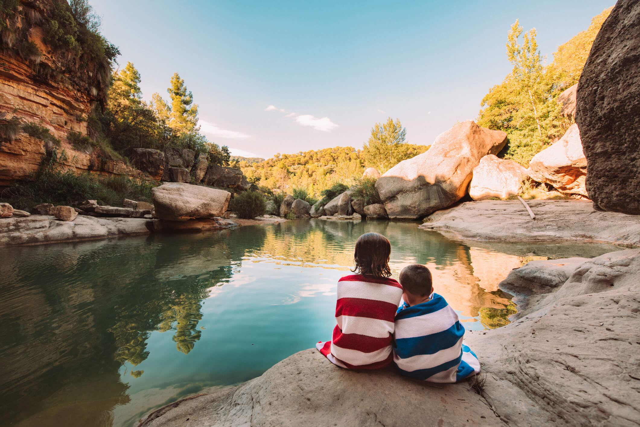 iStock-Piscinas naturales en Madrid para disfrutar en familia