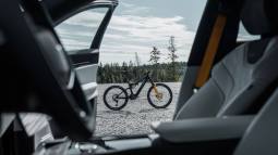 683452_20240924_Polestar_unveils_limited_edition_electric_mountain_bike_to_match_its_SUV